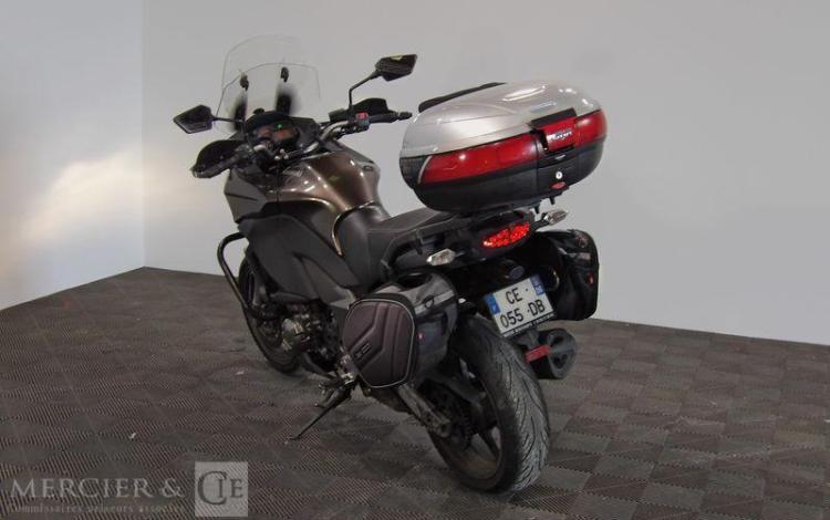 KAWASAKI MOTO VERSYS 1000 GRIS CE-055-DB