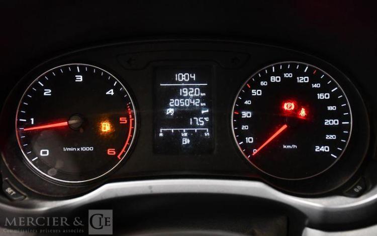 AUDI A1 ATTRACTION 1,6 TDI 90 vente à pro uniquement car immo police BLANC CN-565-PA