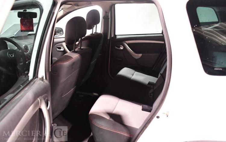 DACIA DUSTER 1,5 DCI 110 LAUREATE 4X2 BLANC CS-139-WY