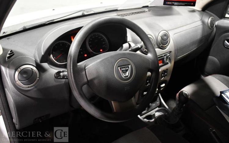 DACIA DUSTER 1,5 DCI 110 LAUREATE 4X2 BLANC CS-139-WY