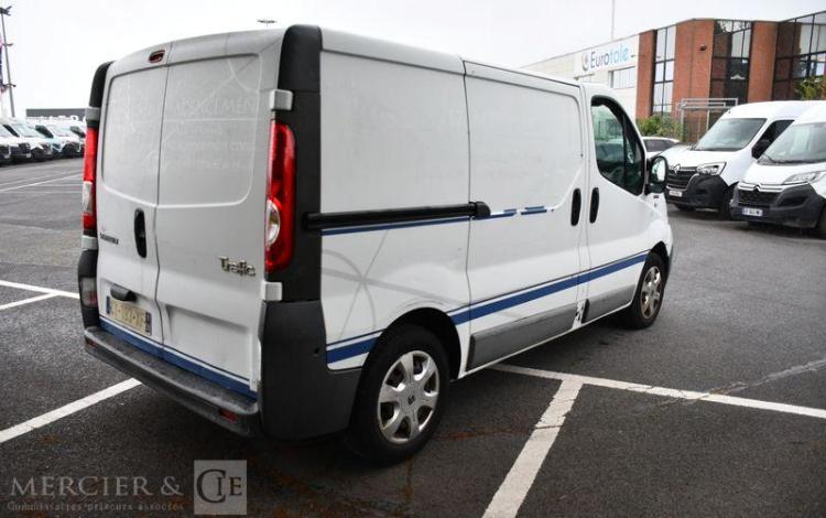 RENAULT TRAFIC L1H1 2,0 DCI 115CH GD CONFORT BLANC CY-193-XF