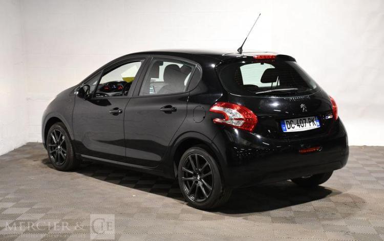 PEUGEOT 208 1.2 PURETECH 80ch ACTIVE NOIR DC-407-PK