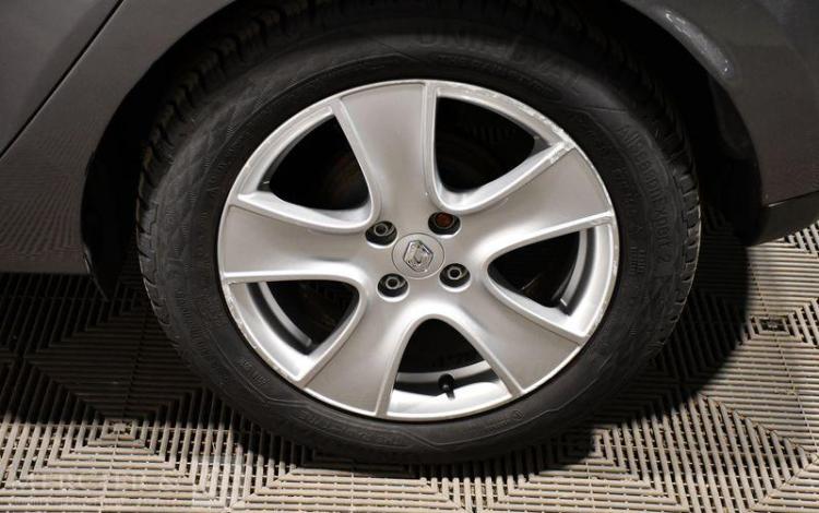 RENAULT CLIO IV 0.9 TCE 90ch INTENS GRIS DE-264-DM