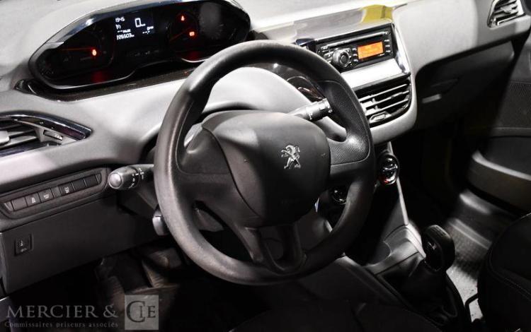 PEUGEOT 208 SOCIETE 1.6 HDI 90ch PACK CD CLIM BLANC DK-664-PY
