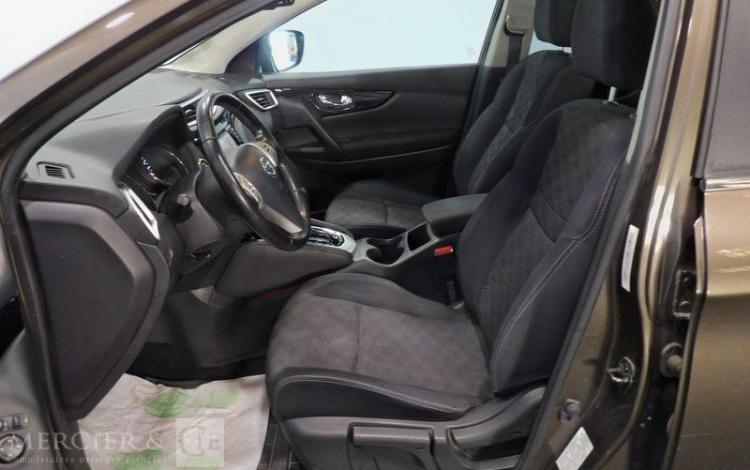 NISSAN QUASHQAI 1.2 DIGT 115 CONNECT EDITION 2WD X-TRONIC MARRON DL-351-GX