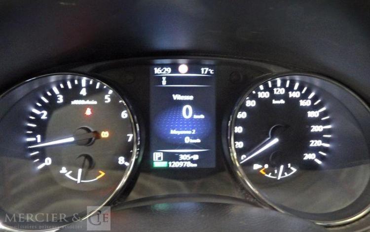 NISSAN QUASHQAI 1.2 DIGT 115 CONNECT EDITION 2WD X-TRONIC MARRON DL-351-GX