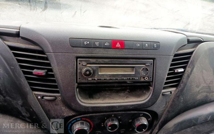 IVECO IS35 BENNE DOUBLE CABINE IVECO 35C13D CC  DV-933-LQ