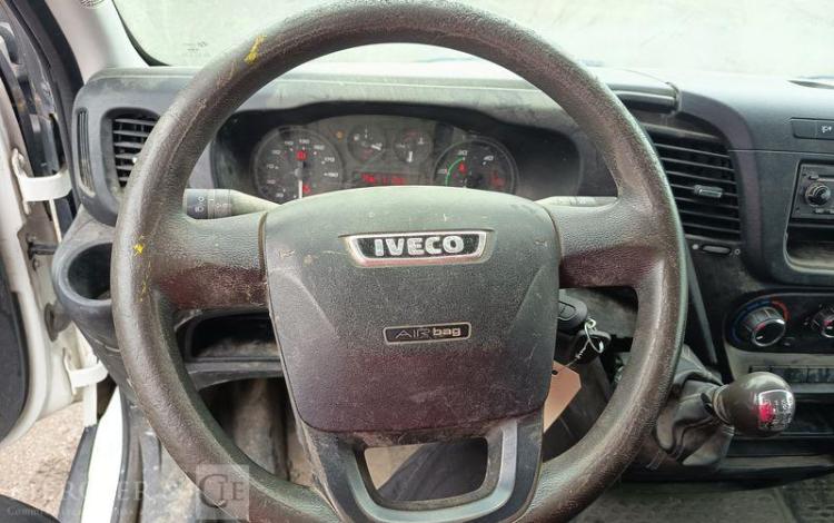 IVECO IS35 BENNE DOUBLE CABINE IVECO 35C13D CC  DV-933-LQ
