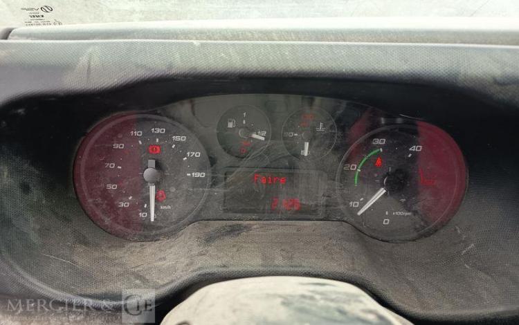 IVECO IS35 BENNE DOUBLE CABINE IVECO 35C13D CC  DV-933-LQ