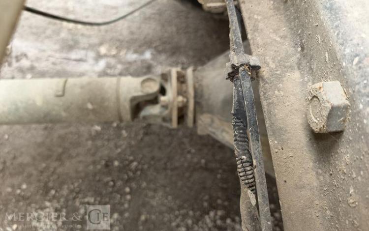 IVECO IS35 BENNE DOUBLE CABINE IVECO 35C13D CC  DV-933-LQ