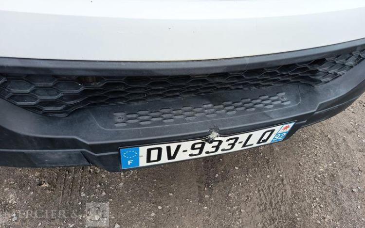 IVECO IS35 BENNE DOUBLE CABINE IVECO 35C13D CC  DV-933-LQ