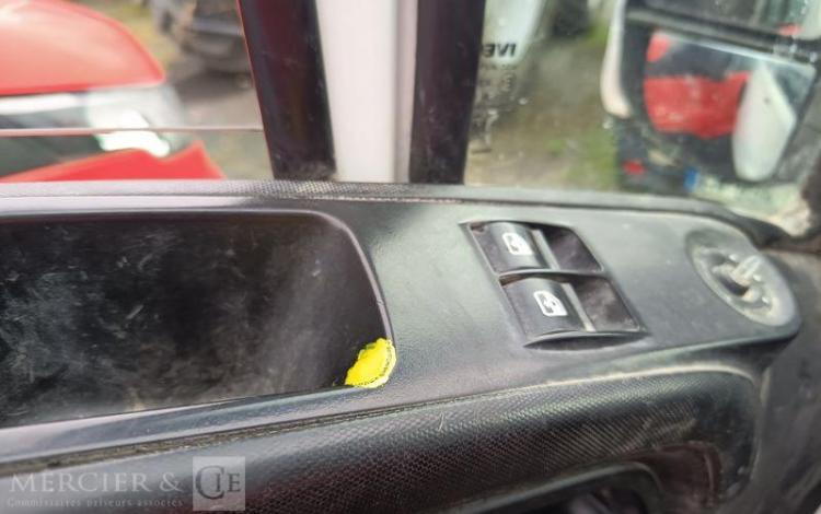 IVECO IS35 BENNE DOUBLE CABINE IVECO 35C13D CC  DV-933-LQ