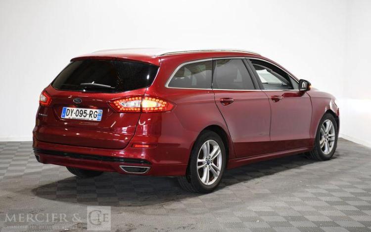 FORD MONDEO ROUGE DY-095-RG