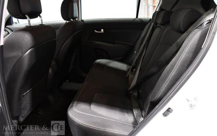 KIA SPORTAGE BLANC DY-391-NE