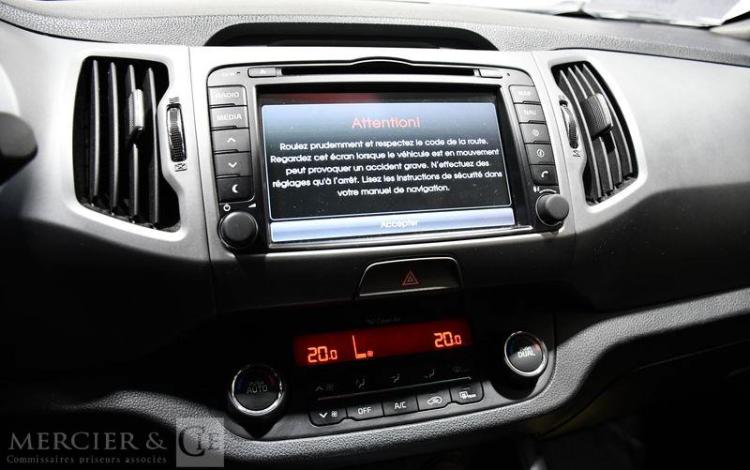 KIA SPORTAGE BLANC DY-391-NE