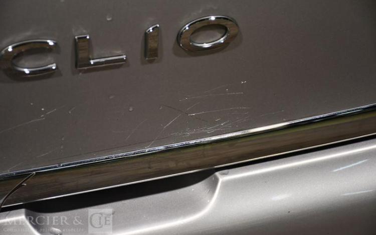 RENAULT CLIO IV 0.9 TCE 90ch ICONIC GRIS EB-896-NM