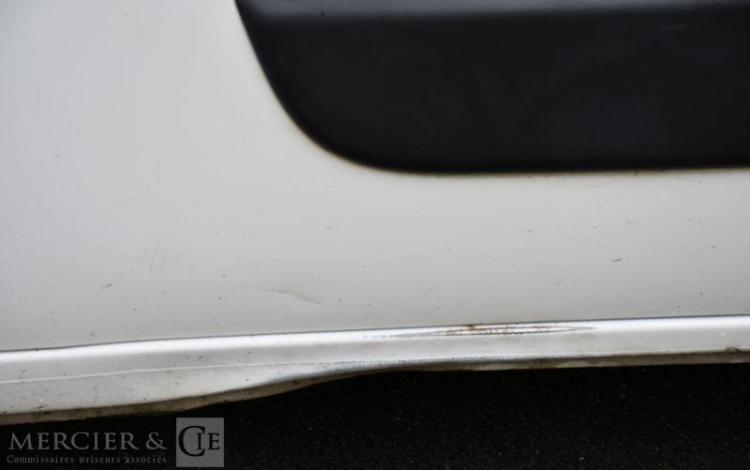 RENAULT MASTER 2.3 DCI 135ch 3T5 L2H2 CONFORT BLANC ED-068-NQ