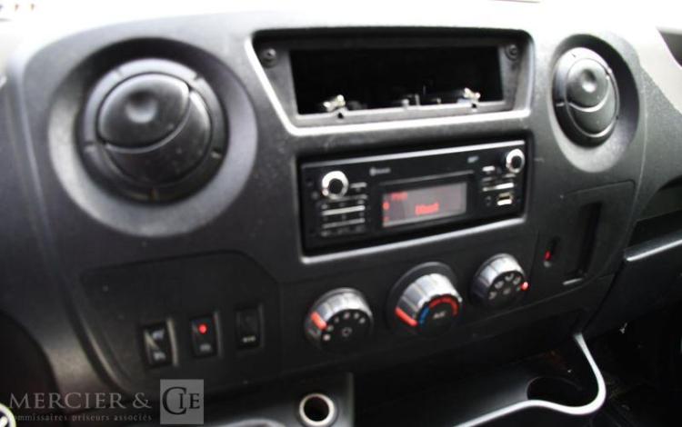 RENAULT MASTER 2.3 DCI 135ch 3T5 L2H2 CONFORT BLANC ED-068-NQ