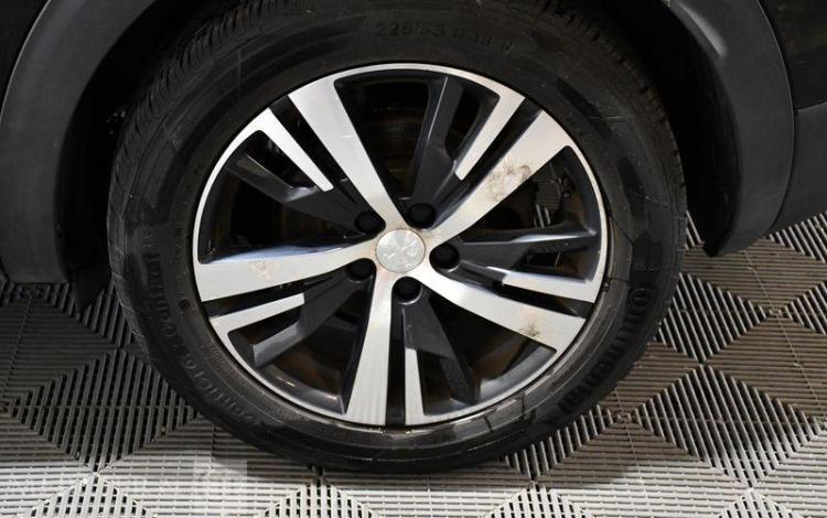 PEUGEOT 3008 NOIR ED8264