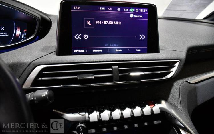 PEUGEOT 3008 NOIR ED8264