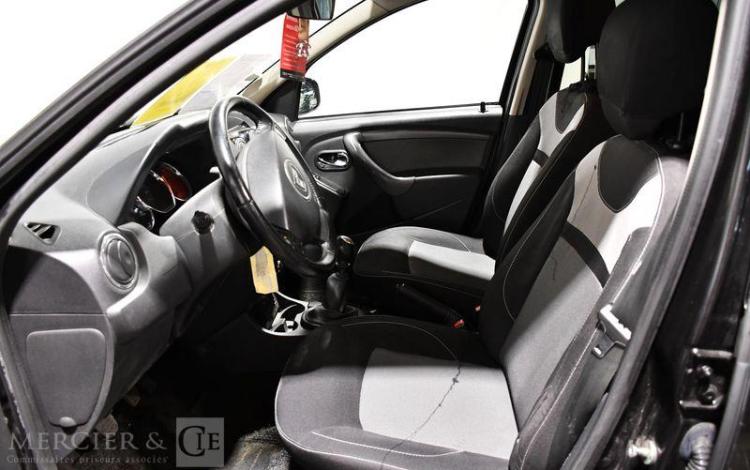 DACIA DUSTER 1.5 DCI 110ch BLACK TOUCH NOIR EG-102-ZD