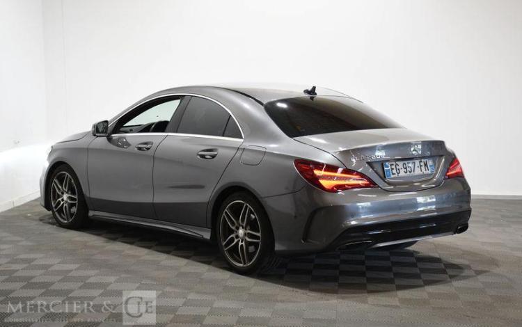 MERCEDES CLA GRIS EG-957-FM