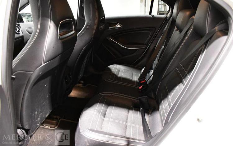MERCEDES CLASSE A 1.5 180 CDI 110ch SENSATION 7G-DCT BLANC EH-174-YQ