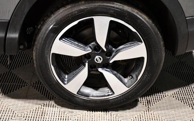NISSAN QASHQAI 1,5 DCI 110 N-CONNECTA 2WD GRIS EH-226-SV