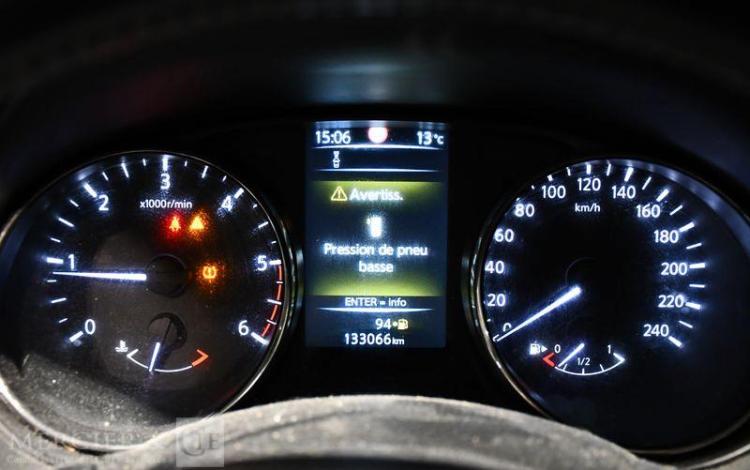 NISSAN QASHQAI 1,5 DCI 110 N-CONNECTA 2WD GRIS EH-226-SV