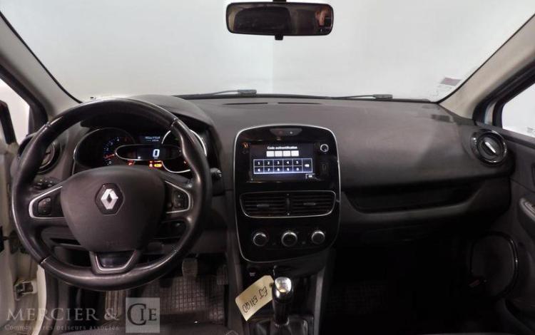 RENAULT CLIO IV BLANC EJ-571-QD