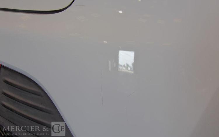 RENAULT CLIO IV 1,5 DCI75 ZEN BLANC EJ-681-NN