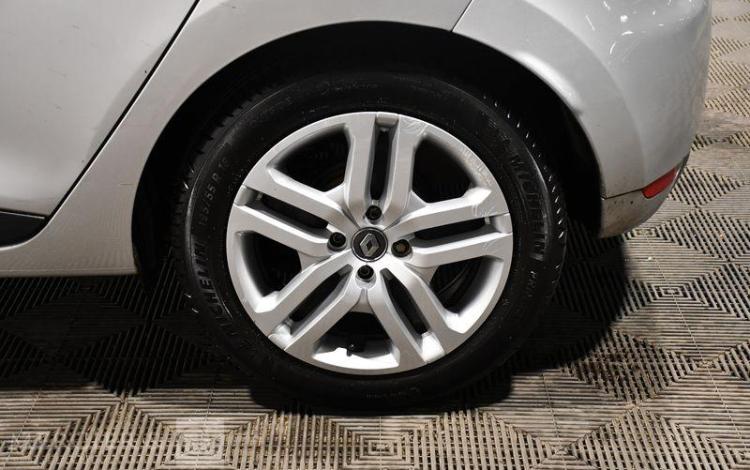 RENAULT CLIO 0.9 TCE 90 ENERGY ZEN GRIS EJ-785-RH