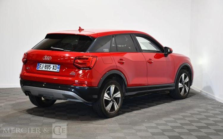 AUDI Q2 2,0 40 TDI 190 DESIGN LUXE QUATTRO S-TRONIC ROUGE EJ-895-XD