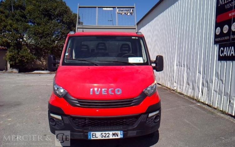IVECO 35-120  BENNE SIMPLE CABINE COFFRE ROUGE EL-522-MN