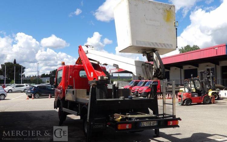 NISSAN CABSTAR NACELLE COMET ESF 17 16 M  EL-718-AP