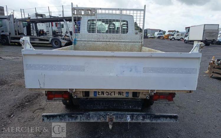 IVECO IS35 BENNE SIMPLE CABINE COFFRE IVECO 35C16  EN-521-NE