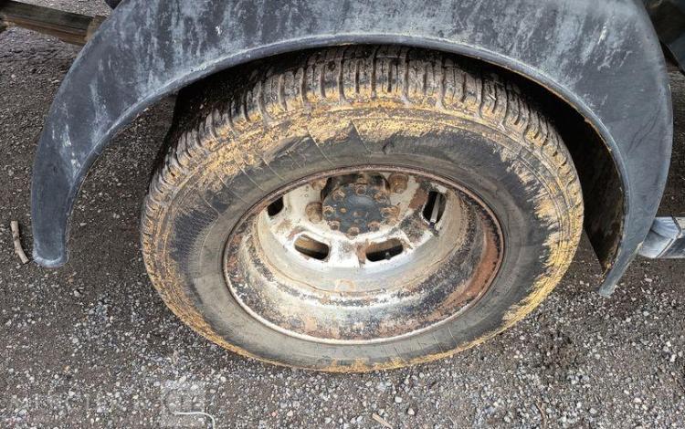 IVECO IS35 BENNE SIMPLE CABINE COFFRE IVECO 35C16  EN-521-NE