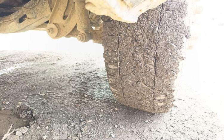 IVECO IS35 BENNE SIMPLE CABINE COFFRE IVECO 35C16  EN-521-NE