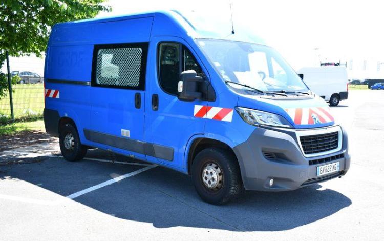 PEUGEOT BOXER FOURGON 335 2.0 BLUEHDI 160 L2H2 FT PREMIUM PACK BLEU EN-622-XG