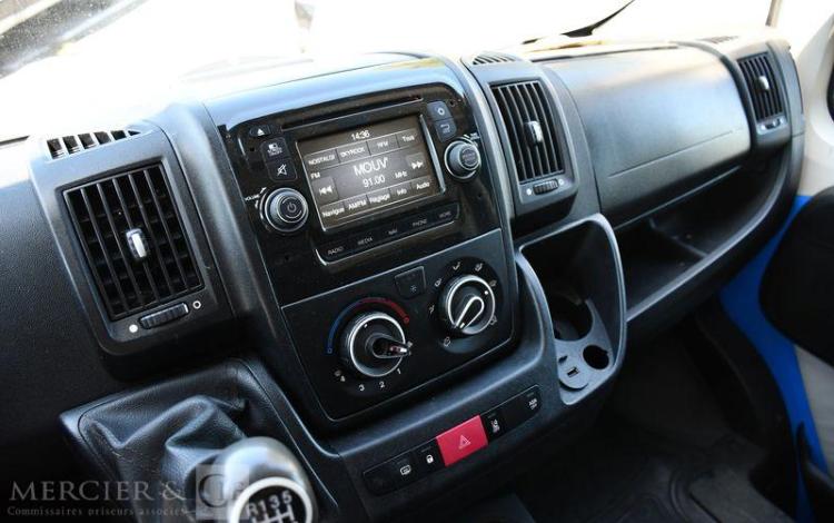 PEUGEOT BOXER FOURGON 335 2.0 BLUEHDI 160 L2H2 FT PREMIUM PACK BLEU EN-622-XG
