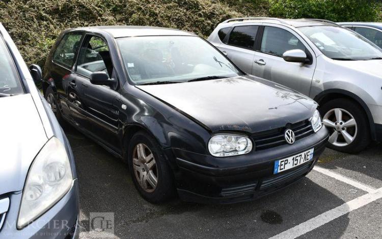 VOLKSWAGEN GOLF 1.9 TDI 115 HIGH LINE SYDNEY NOIR EP-157-XE