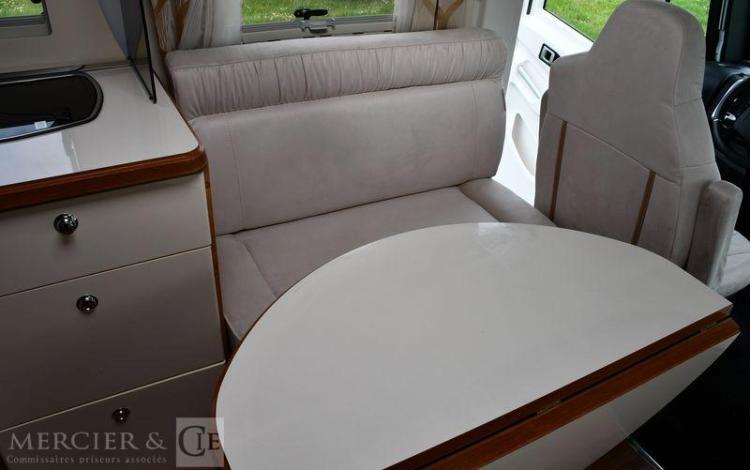 FIAT AUTOSTAR PRESTIGE L730 LC INTEGRALE  2,3 JTD 150CH BVA BLANC EP-787-NM