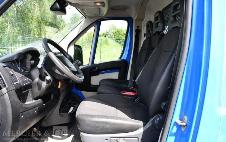 PEUGEOT BOXER BLEU ER-875-MM
