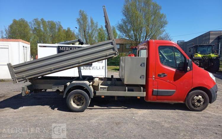 RENAULT MASTER 2,3 DCI 130 CV BENNE AVEC COFFRE ACIER ROUGE ES-084-DW
