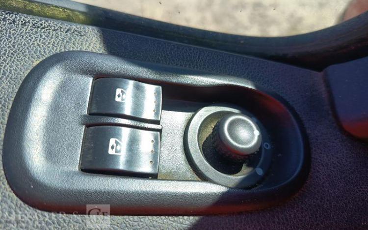 RENAULT MASTER 2,3 DCI 130 CV BENNE AVEC COFFRE ACIER ROUGE ES-084-DW
