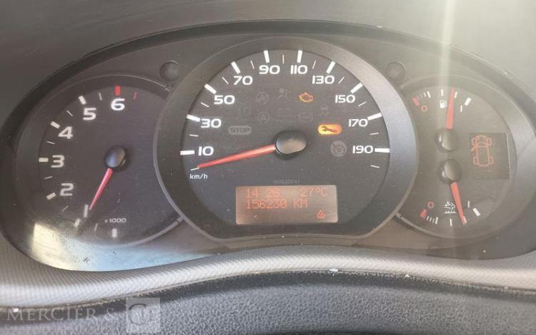 RENAULT MASTER 2,3 DCI 130 CV BENNE AVEC COFFRE ACIER ROUGE ES-084-DW