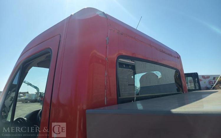 RENAULT MASTER 2,3 DCI 130 CV BENNE AVEC COFFRE ACIER ROUGE ES-084-DW