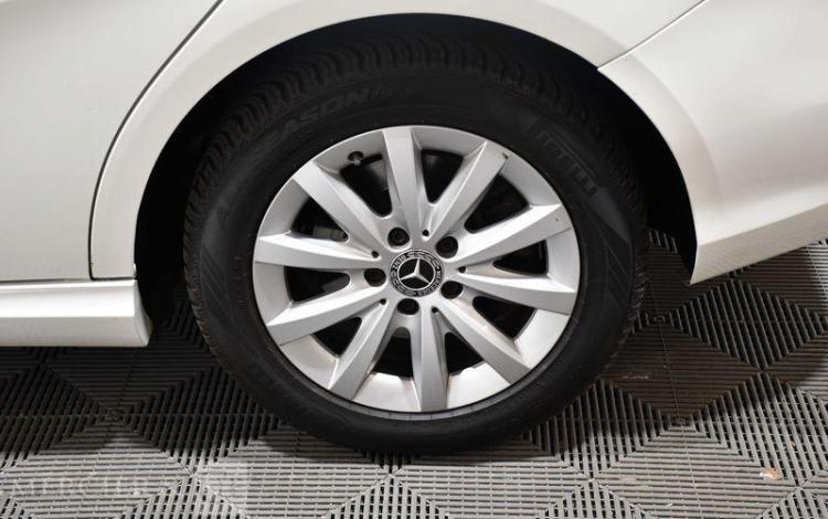 MERCEDES CLASSE B 220 CDI 7G DCT BLANC ES-374-SL