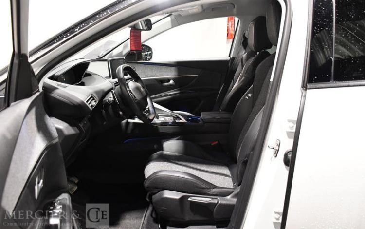 PEUGEOT 3008 1,2 PURETECH 130 ALLURE EAT BLANC EX-965-MC