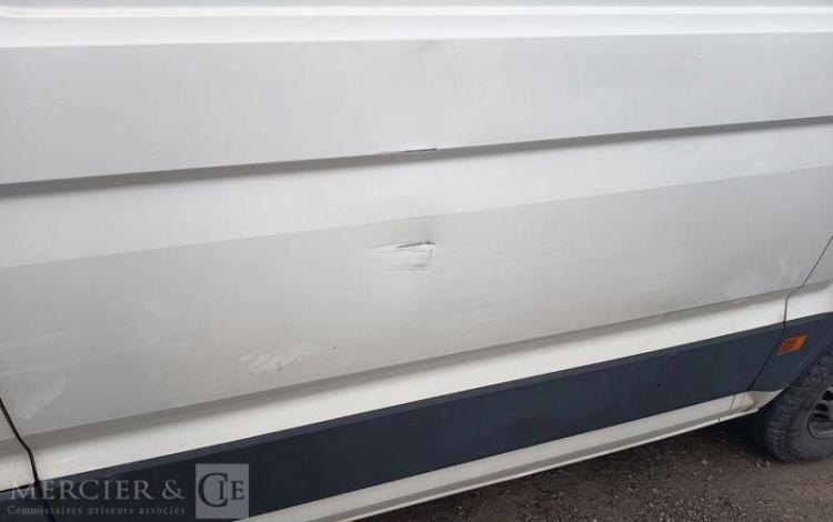 VOLKSWAGEN CRAFTER FOURGON 2.0 TDI 100 30  EY-358-NN